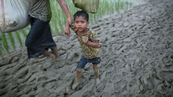 Arakanlı Müslümanların Bangladeş&#039;e geçiş mücadelesi sürüyor