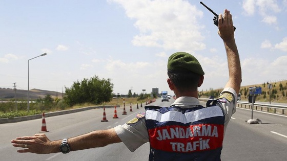 Aranan FETÖ şüphelisi yol kontrolünde yakalandı