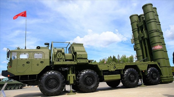 'Armiya-2019' forumunda S-400 hava savunma sistemi sergilendi