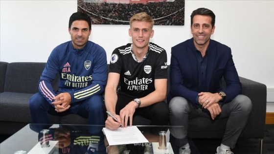 Arsenal, kaleci Alex Runarsson'u transfer etti