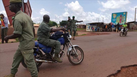 Askeri hareketliliğin yaşandığı Mali'de Cumhurbaşkanı Keita alıkonuldu