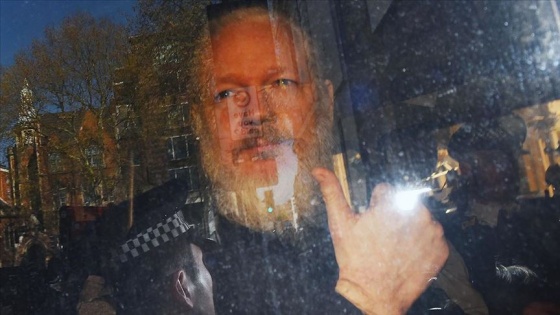 'Assange, büyükelçiliği casusluk merkezi olarak kullanmaya çalıştı'