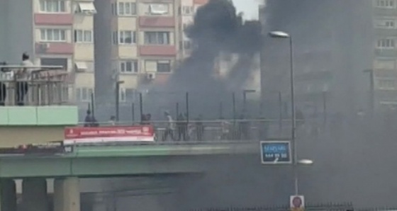 Ataköy Metrosu'nda yangın çıktı