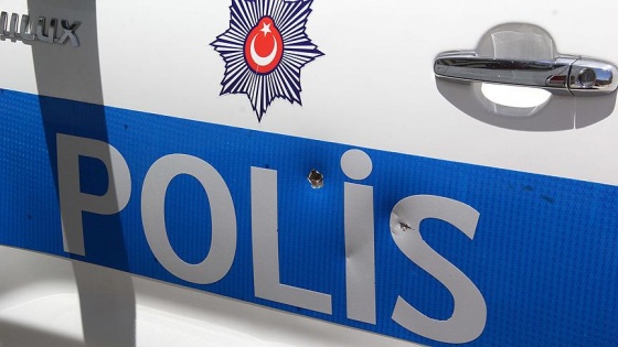 Ataşehir'de polis aracına silahlı saldırı