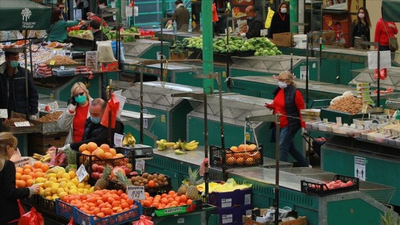 Avrupa'daki bazı ülkeler, Kovid-19/ koronavirüs tedbirlerini gevşetmeye devam ediyor