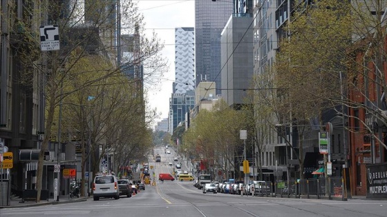 Avustralya'nın Melbourne kentindeki sıkı Kovid-19 yasakları hafifletildi