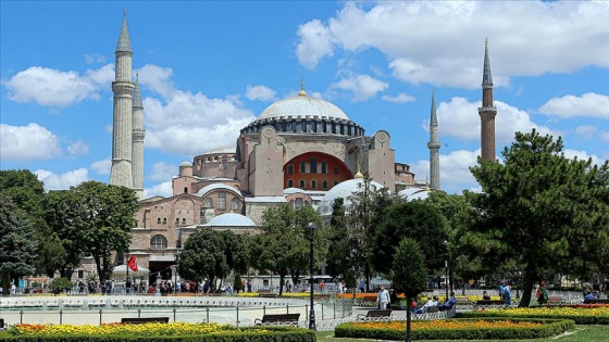 Ayasofya Camisi yarın açılacak