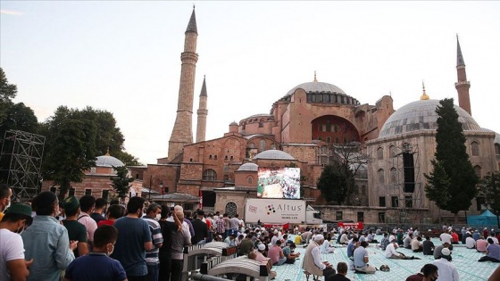 Ayasofya-i Kebir Cami-i Şerifi'ne Kurban Bayramı'nın son gününde de ilgi sürüyor