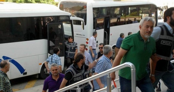 Aydın’da FETÖ zanlıları adliyeye sevk edildi