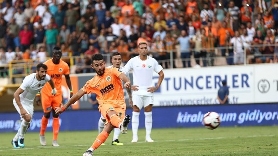 Aytemiz Alanyaspor sahasında galip