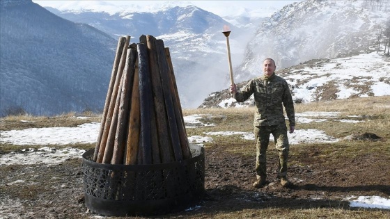 Azerbaycan Cumhurbaşkanı Aliyev Şuşa'da Nevruz ateşini yaktı