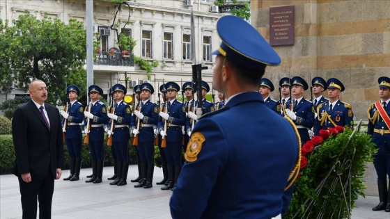 Azerbaycan'da Cumhuriyetin 101. yıl dönümü