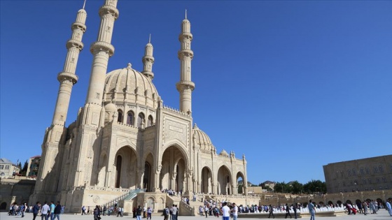 'Azerbaycan'da hoparlörden ezan yasaklandı haberleri gerçeği yansıtmıyor'