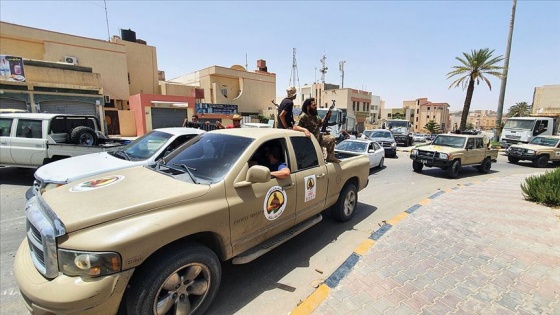 BAE Hafter'in aldığı yenilgilerin ardından Libya'da 'siyasi çözüm' çağrısı yaptı