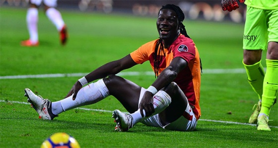 Bafetimbi Gomis: 'Hastalık değil, sadece düşüp bayılıyorum'