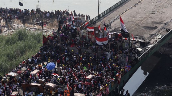 Bağdat'ta gösteriler nedeniyle kapanan köprü sayısı 5'e çıktı