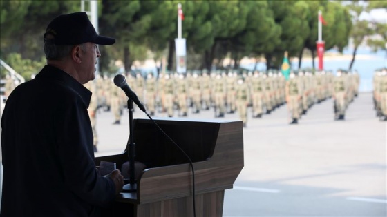 Bakan Akar ve TSK komuta kademesi İzmir'de