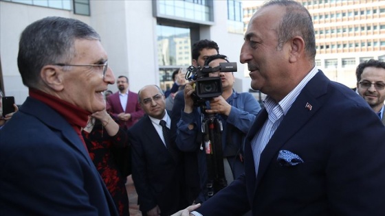 Bakan Çavuşoğlu, Aziz Sancar ile görüştü