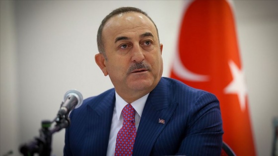 Bakan Çavuşoğlu'ndan AA muhabirlerine 'geçmiş olsun' telefonu