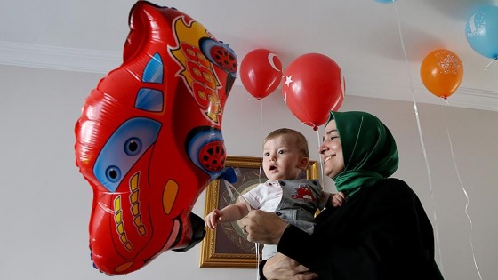 Bakan Kaya'dan 15 Temmuz şehidinin oğluna yaş günü sürprizi