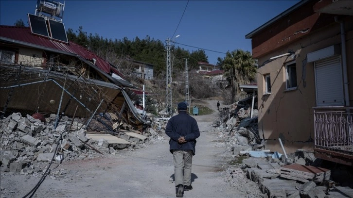 Bakan Soylu: Depremlerde ticaret alanlarıyla 750 bin bağımsız bölüm hasar gördü