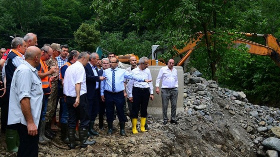 Bakan Turhan Araklı'da incelemelerde bulundu