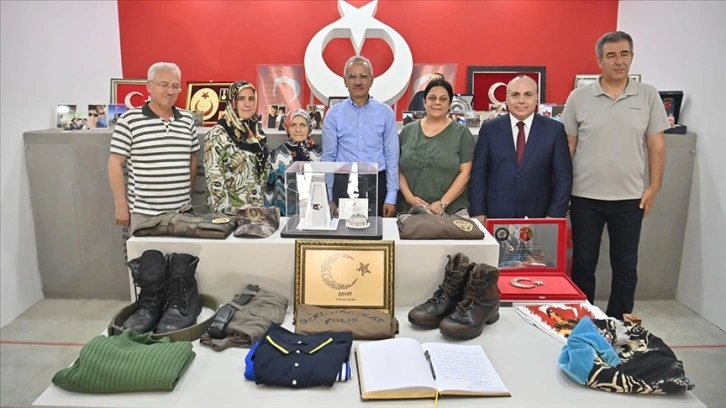 Bakan Uraloğlu, 15 Temmuz şehidi Dursun Acar'ın ailesini ziyaret etti