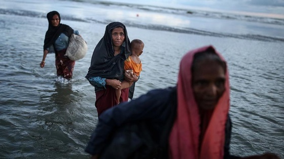 'Bangladeş’e sığınan Arakanlı Müslüman sayısı 400 bine yaklaştı'