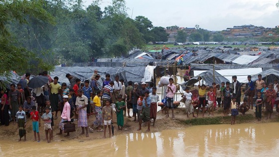 'Bangladeş'e sığınan Arakanlı Müslümanların sayısı 421 bine ulaştı'