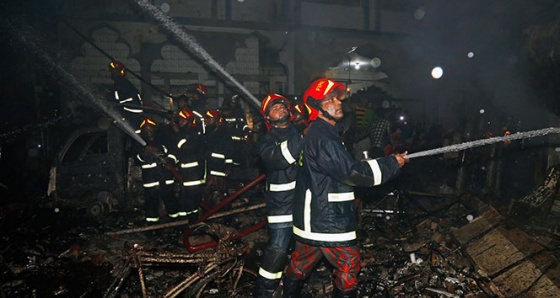 Bangladeş'te yangın faciası: 70 ölü, 50 yaralı