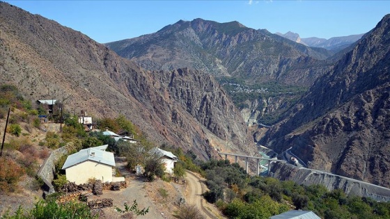 Baraj havzasındaki Artvin Yusufeli'nin İnanlı köyü başka bir bölgeye naklediliyor