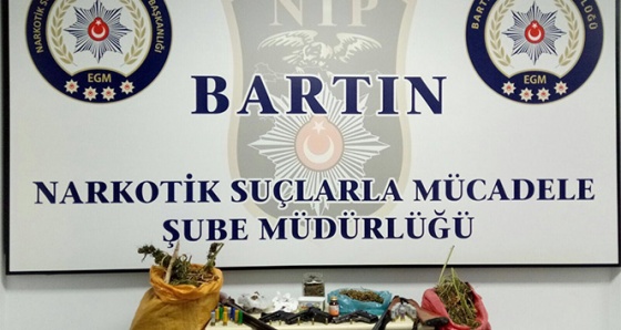 Bartın'da 7 kilogram esrar ele geçirildi