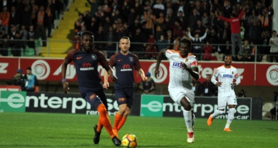 Başakşehir 390 gün sonra bir maçta dört gol yedi