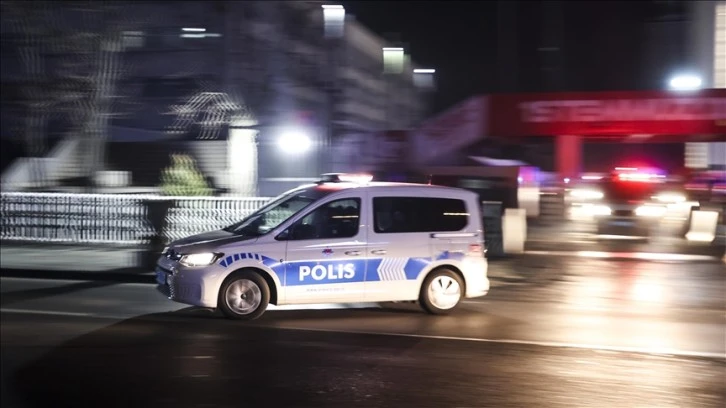 Başakşehir'de 'Cübbeli Ahmet Hoca'ya darp girişiminde bulunan zanlı yakalandı