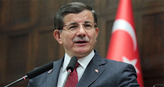 Başbakan Davutoğlu, Cumhurbaşkanı ile görüşmek üzere Başbakanlık Resmi Konutu'ndan ayrıldı