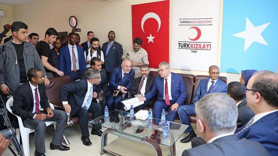 Başbakan Yardımcısı Kaynak Somali'de