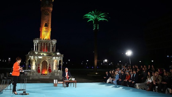 Başbakan Yıldırım gençlerin sorularını yanıtladı