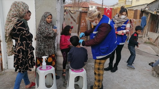 Başkentte göçmen çocuklar için saç kesimi etkinliği düzenlendi