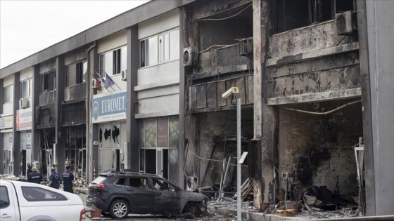 Başkentte kimyasal madde üreten merkezde çıkan yangında 38 iş yeri zarar gördü