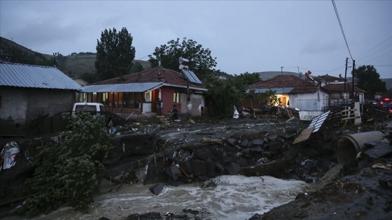 Başkentte kuvvetli sağanak yağış: 2 ölü