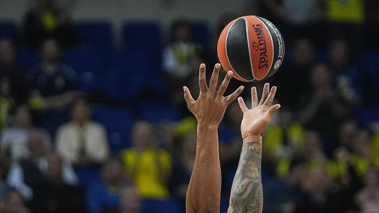 Basketbolda Avrupa kupalarında Türkiye'yi temsil eden takımlar 11 maça çıkacak