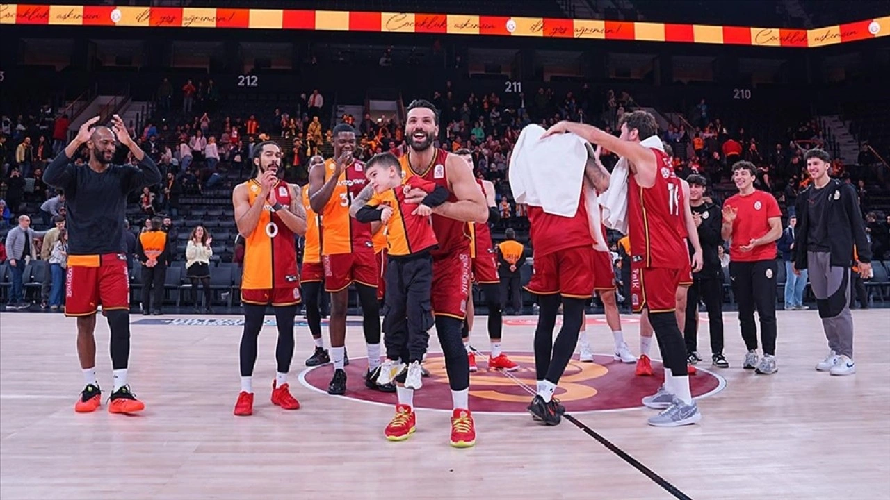 Basketbolda Galatasaray, Mersinspor'u yendi