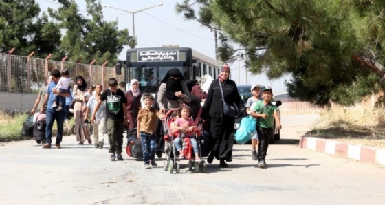 Bayram için ülkelerine giden 16 bin Suriyeli Türkiye'ye döndü