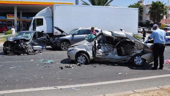 Bayram tatilinin başlamasından bu yana trafik kazaları 41 can aldı