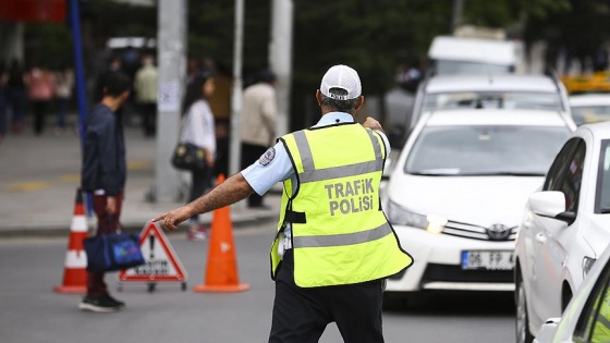 Bayramda trafik güvenliğini yaklaşık 53 bin personel sağlayacak