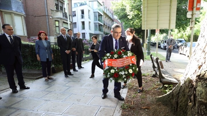 Belçika'da şehit edilen Türk diplomat Dursun Aksoy anıldı