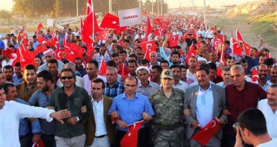 Belediye başkanı gece nöbette gündüz sahada