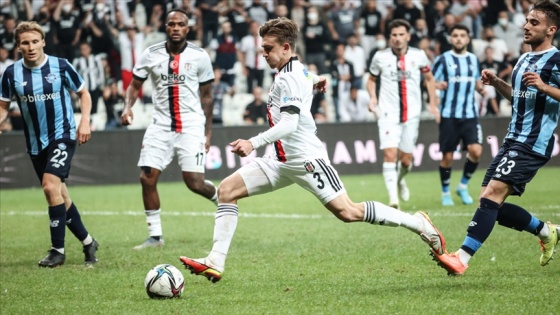 Beşiktaş 3-0 öne geçtiği maçta son dakikada puan kaybetti