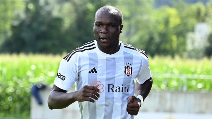 Beşiktaş, Aboubakar'ın ailesindeki sağlık sorunu nedeniyle Fransa'ya gittiğini açıkladı