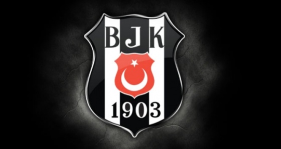 Beşiktaş Adriano ile anlaştı